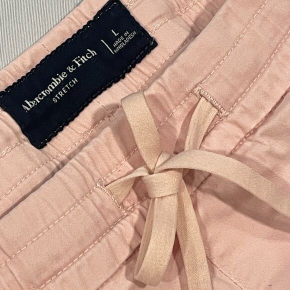 ~ Abercrombie & Fitch L Men's Light Pink Drawstring Shorts Pull-On 5 Pockets 4" - Picture 2 of 12